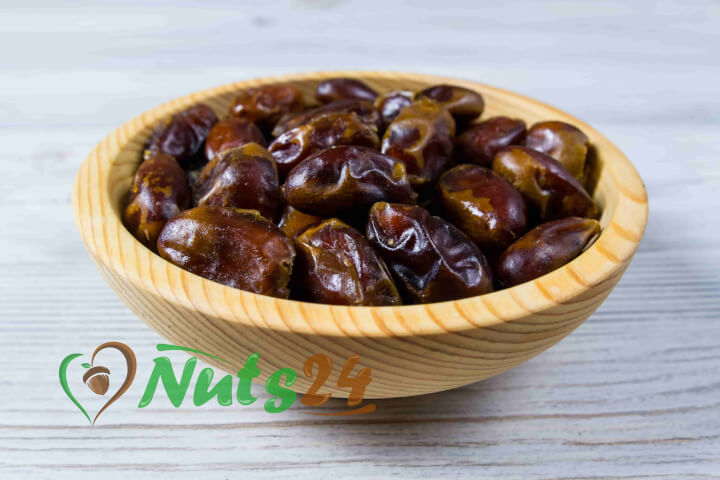 Финики с косточкой (Иран)
